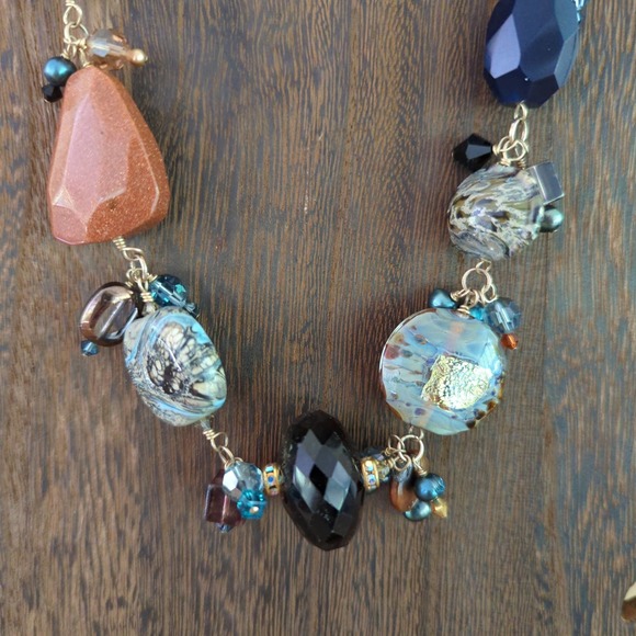 Natural Elements / Earth Elements Choker Necklace - Picture 6 of 10